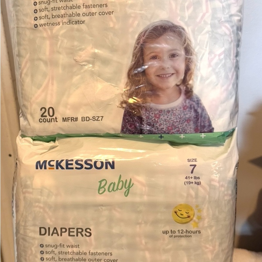 Baby Size 7 White Diapers - Pack of 20